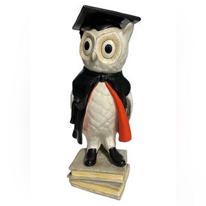 Vintage Mottahedeh Graduation Ceramic Owl from Italy Hand Painted